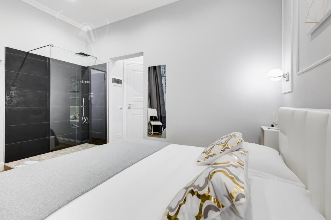 Opera Private Suites By Premium Suites Collection Roma Exterior foto